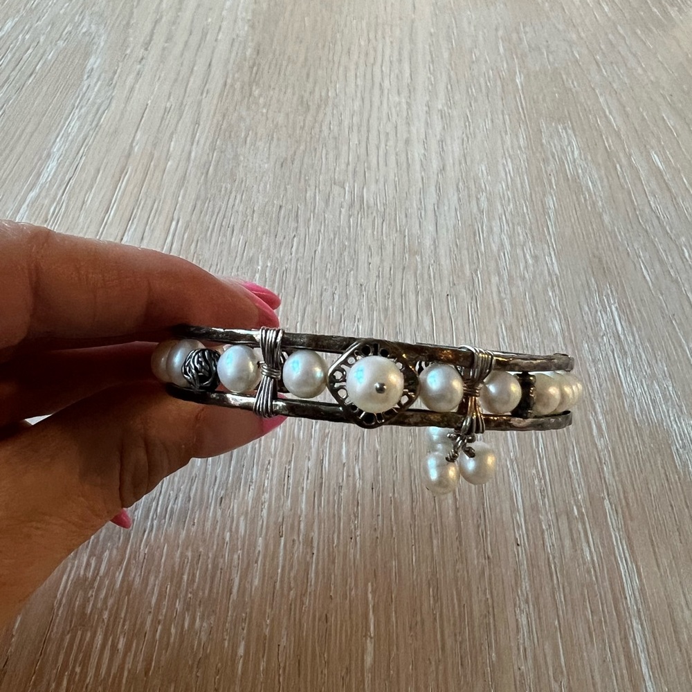 Silpada Pearls Of Wisdom Hammered Boho Cuff